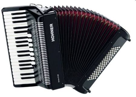 HOHNER HARMONIKA BRAVO III 80 BASNA ČRNA