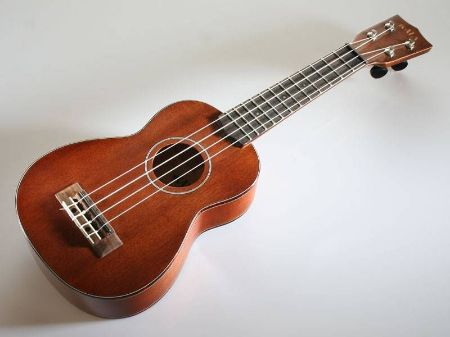 KALA SOPRAN UKULELE SOLID MAHOGANY  KA-SMHS incl. case