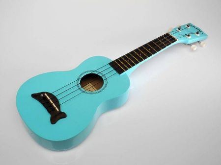 MAKALA LIGHT BLUE SOPRAN UKULELE  mk-sd-lbl inc.gigbag