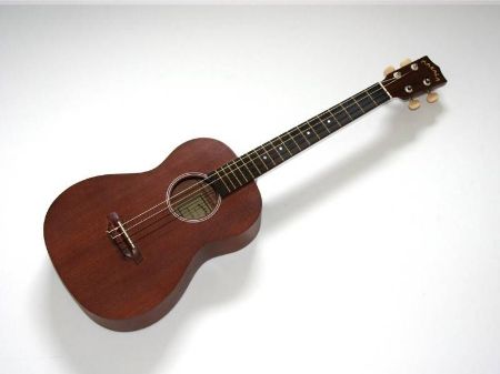 MAKALA BARITON UKULELE  mk-B inc.gigbag