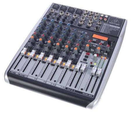 BEHRINGER MIKSER XENYX QX1204USB