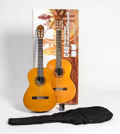 Slika KLASIČNA KITARA YAMAHA C 40 Standard Pack