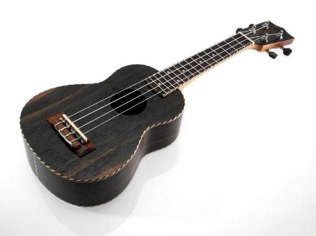 Slika Koki'o sopran ukulele ebony w/bag
