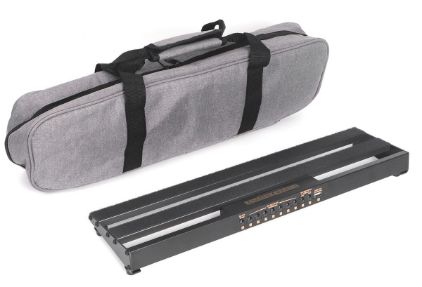 Yuer PR-01S - Majhna pedalboard z vgrajenim napajalnikom